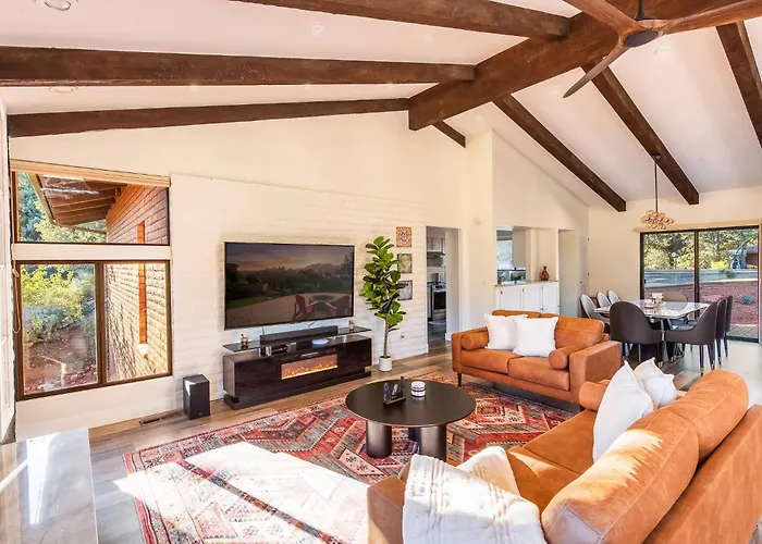 New! Amazing Views In Uptown | Hot Tub | Sleeps 9 Sedona
